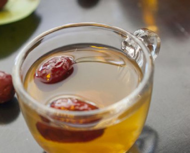 红枣蜂蜜茶怎么做？红枣蜂蜜水的功效与作用？