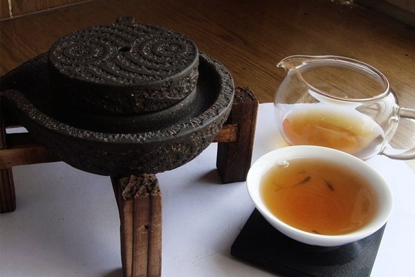 茯砖茶另类奇特功效煮饭可以防治疾病