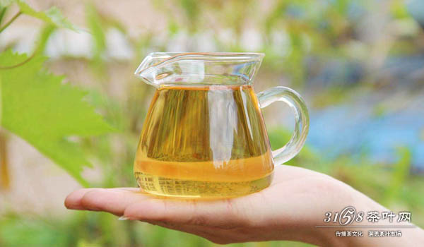 茶叶广告靠不靠谱茶叶有哪些功效呢