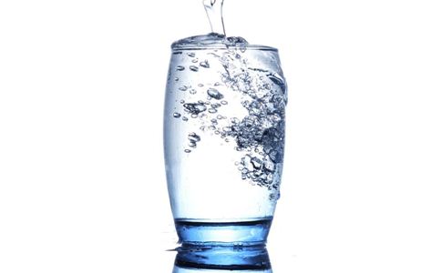 每天喝8杯水才健康吗