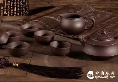 新紫砂茶具怎么使用？