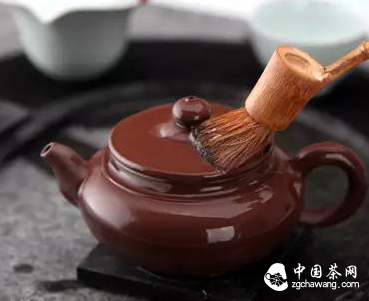 紫砂壶之韵，于茶中养成