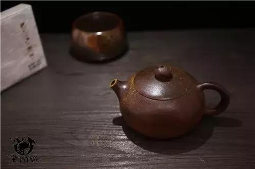 干货｜建水紫陶和宜兴紫砂，究竟谁更适合泡茶？