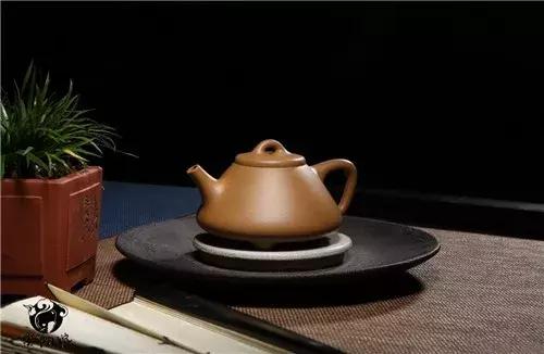 干货｜建水紫陶和宜兴紫砂，究竟谁更适合泡茶？