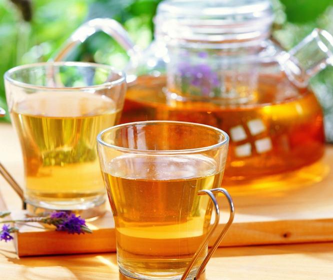分享两款常用的美容养生花草茶！
