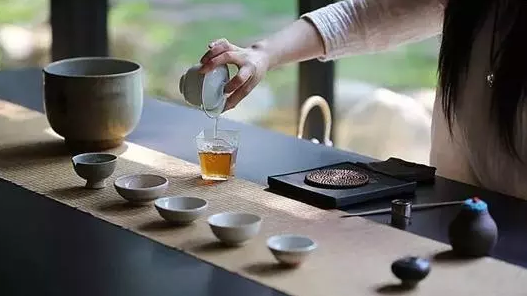 古今各种品茶方法齐聚一堂，你最爱哪种？