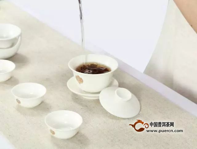 茶具里的茶文化：一器成名只为茗