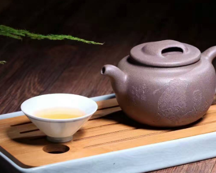 用紫砂壶泡茶怎样掌握投茶量？
