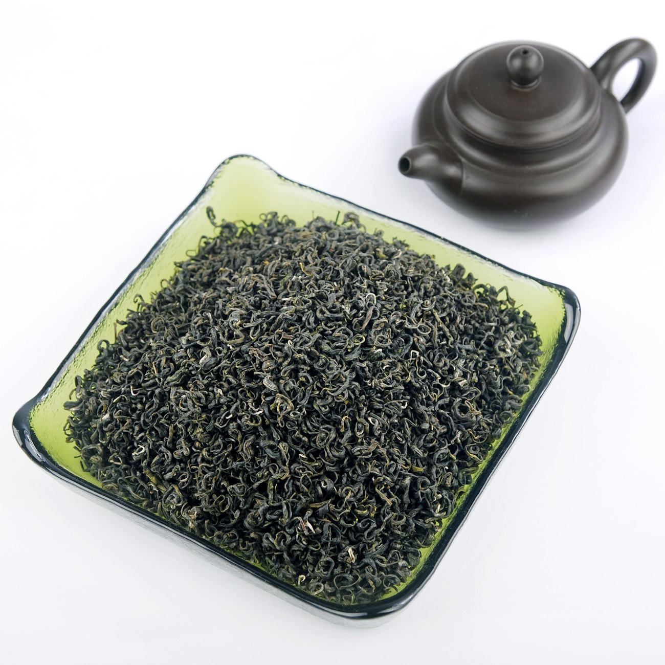 庐山云雾茶的形状和特点—绿润多毫香幽如兰