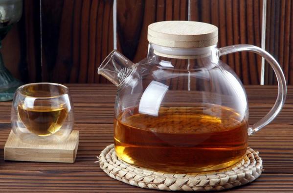 茶壶冲泡茶叶的方法与技巧