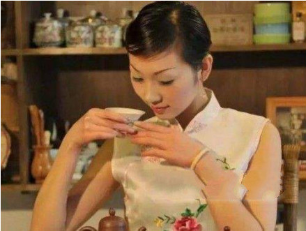 看看武夷山人都是怎么喝茶的？真的是很讲究！！