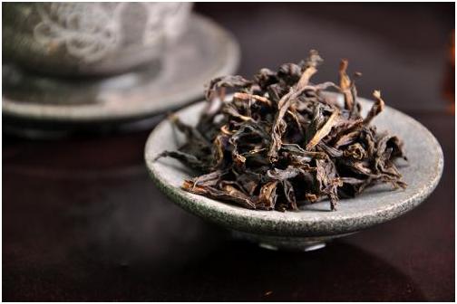 春茶季，茶叶上市的早晚与什么有关