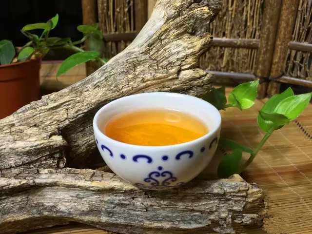 5个步骤教你辨识古树茶，不要再被骗了！