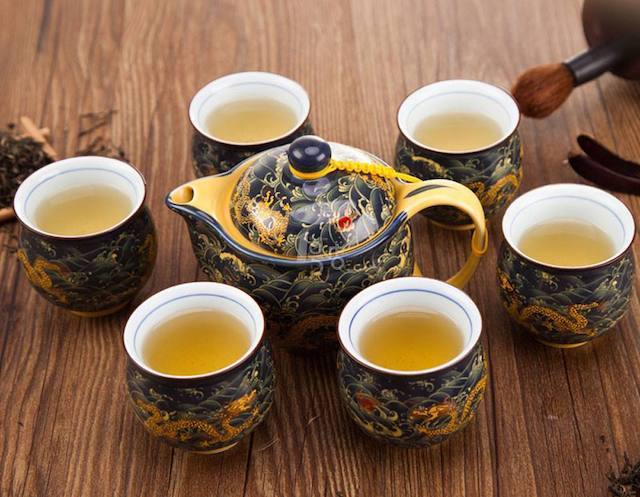 泡茶窍门：如何根据不同茶类的茶性选择泡茶方式？