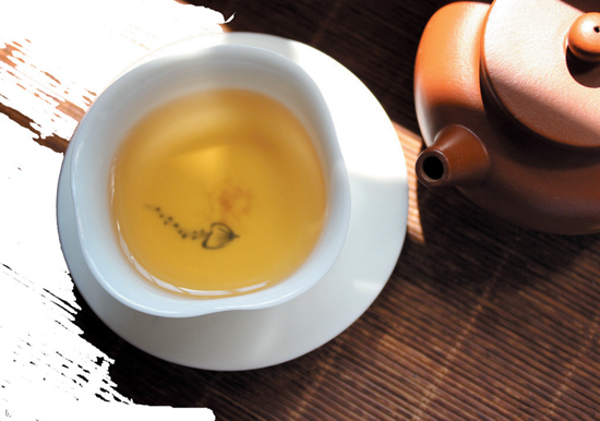 教你如何选优质白茶！