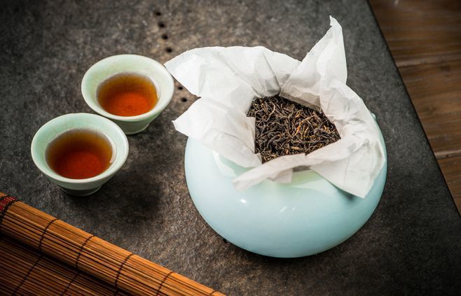 经常喝白茶对于培养健康的生活方式非常有益