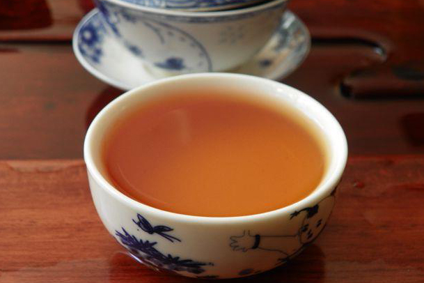 品饮滇红茶，享美好生活