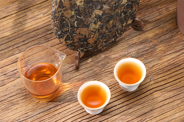 外国人是怎么喝白茶的？
