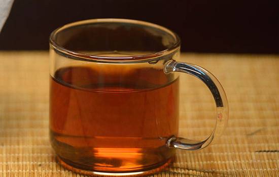 安化黑茶对老人的作用