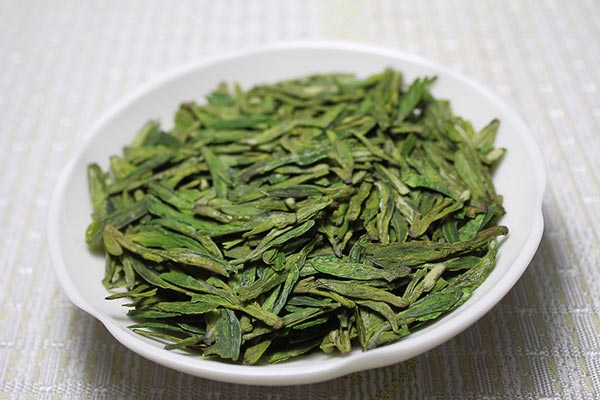 狮峰山龙井茶的特点