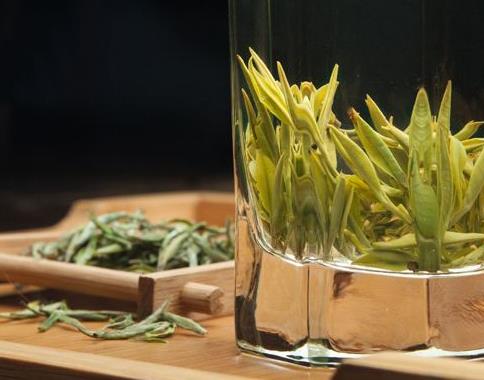 烘青绿茶的制作工艺、相关特点！