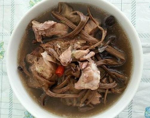 茶树菇排骨汤的做法以及营养功效