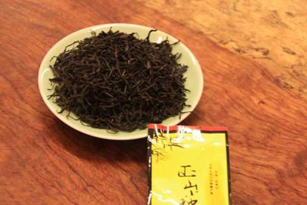 凤庆滇红茶与福建省正山小种红茶的口感差别