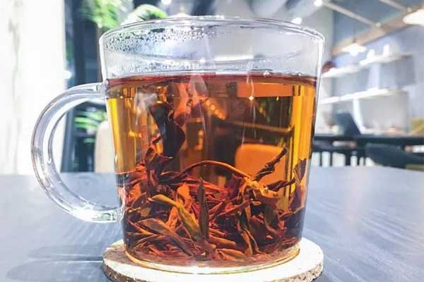 古树红茶的三个特点 古树红茶的冲泡方法