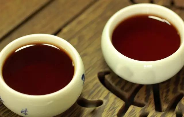 常喝浓茶有什么危害？
