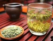 黄茶的功效与作用 你知道哪些人适合喝黄茶吗？