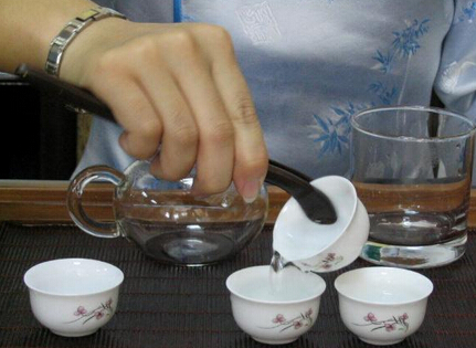 详解泡茶的简单步骤和泡茶的通用步骤