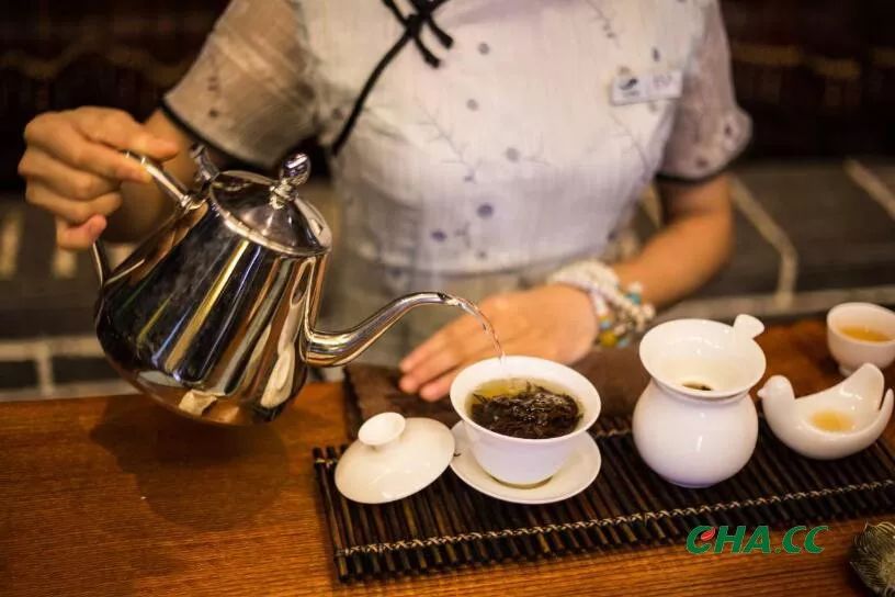 如何掌握有效的茶叶成交技巧快速成交？