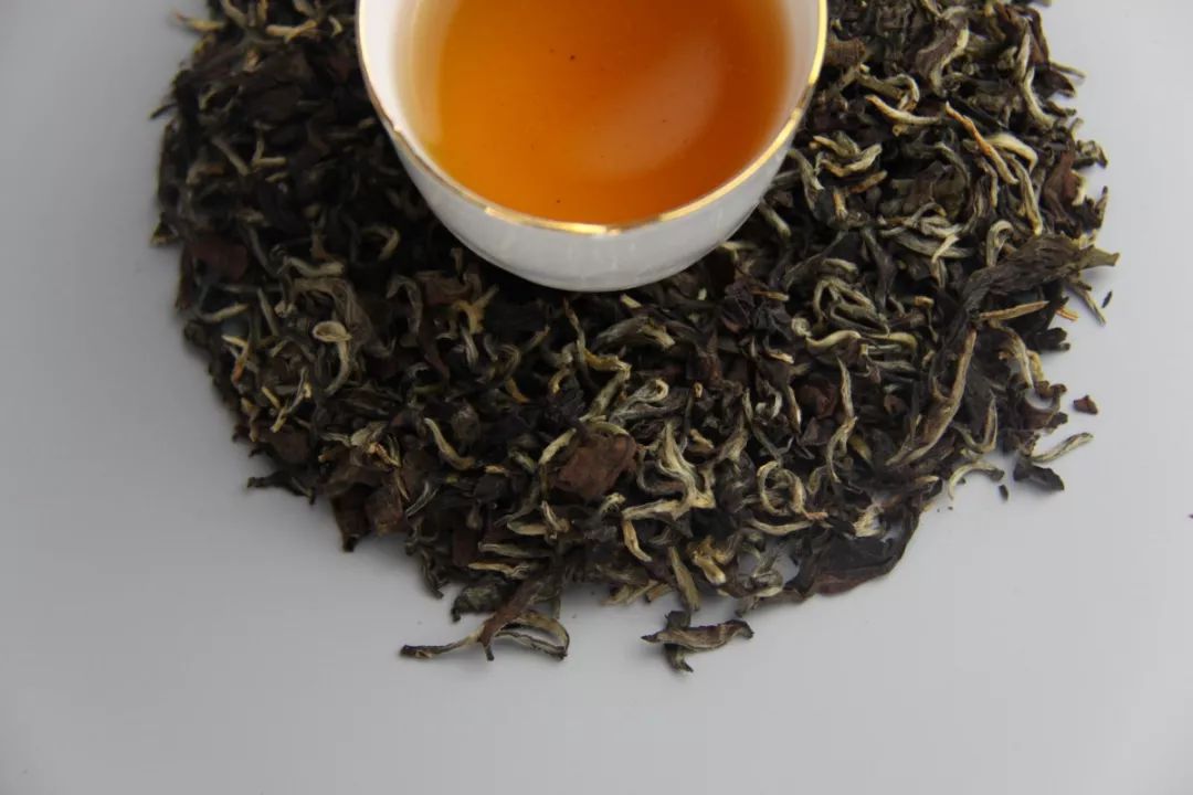 小忆说茶 | 茶叶原料越嫩越好喝吗？