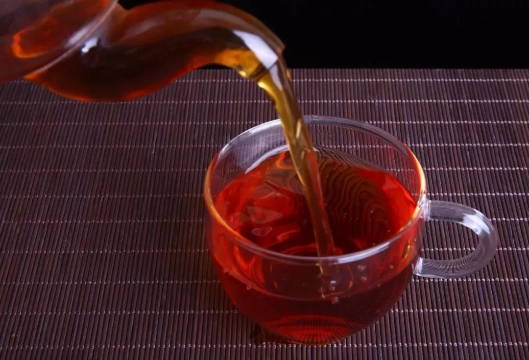 如何判断茶叶过期，过期茶有何妙用?