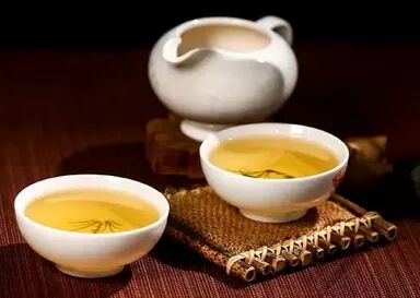 印级茶的茶字颜色不能作为判断年份的依据