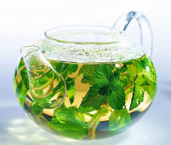 红茶跟绿茶的功效和作用