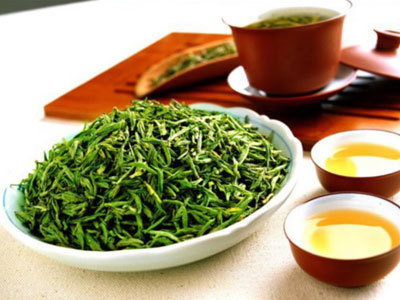 日常品味的信阳毛尖属于绿茶