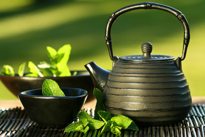 红茶和绿茶减肥 哪一个效果比较好