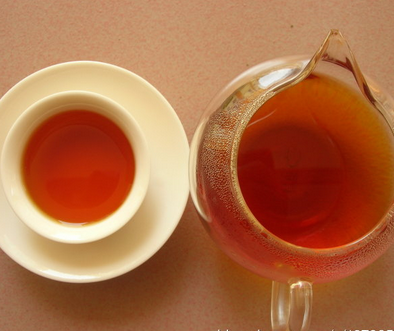 红茶与普洱茶