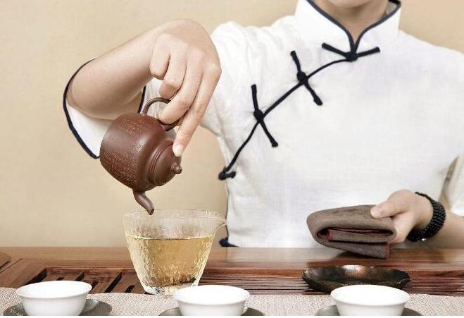 茶艺师前景怎样 怎样的人适合做茶艺师