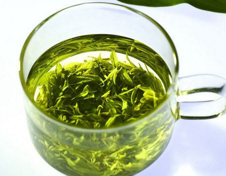怎样选购上等优质绿茶？