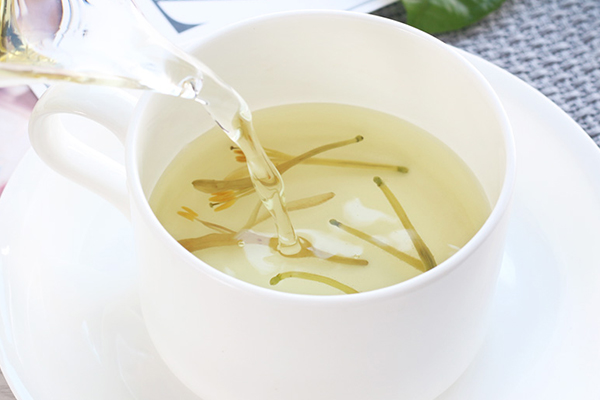 金银花茶可以加蜂蜜吗？