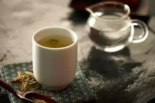 喝绿茶减肥吗？