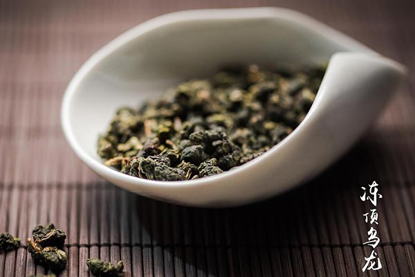 冻顶乌龙茶属于什么茶？