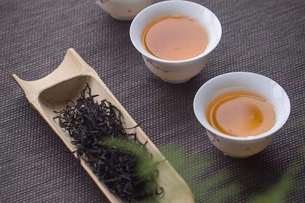 红茶绿茶一起泡有害吗？