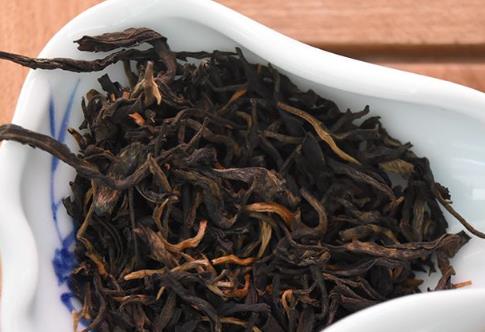 如何辨别正山小种是否是染色茶？