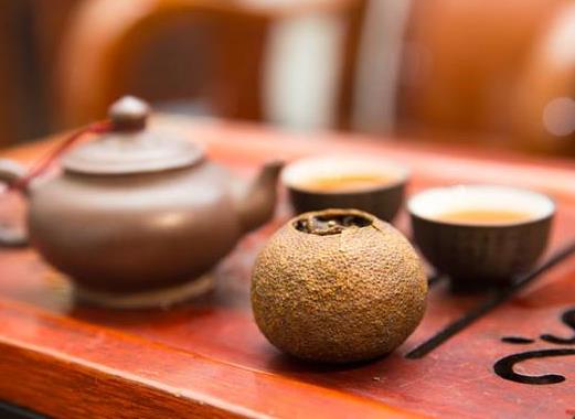 小青柑普洱茶适合夏天饮用吗？柑普茶适合什么时候喝？