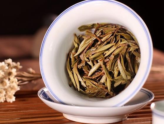 2020年，白牡丹茶叶价格多少钱一斤？