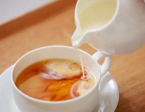 胃不好的人适合喝红茶还是绿茶？