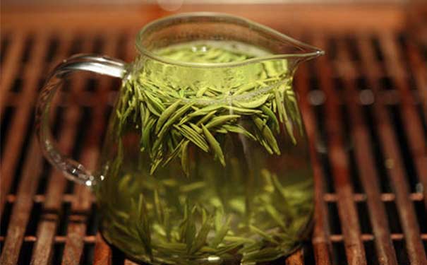 红茶和绿茶一字之差，它们的区别在于哪里?
